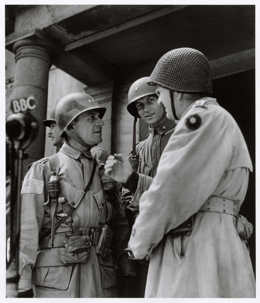 Robert Capa 937
